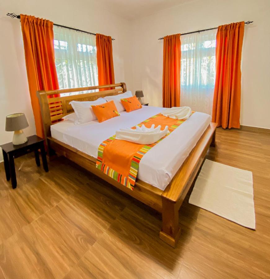 Grace Self Catering Apartment Anse aux Pins ภายนอก รูปภาพ